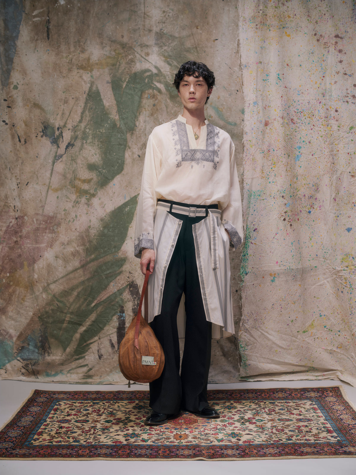 Embroidered Tunic Shirt Beige【Delivery in March 2027】