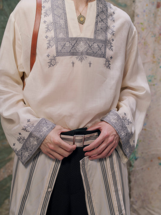 Embroidered Tunic Shirt Beige【Delivery in March 2027】