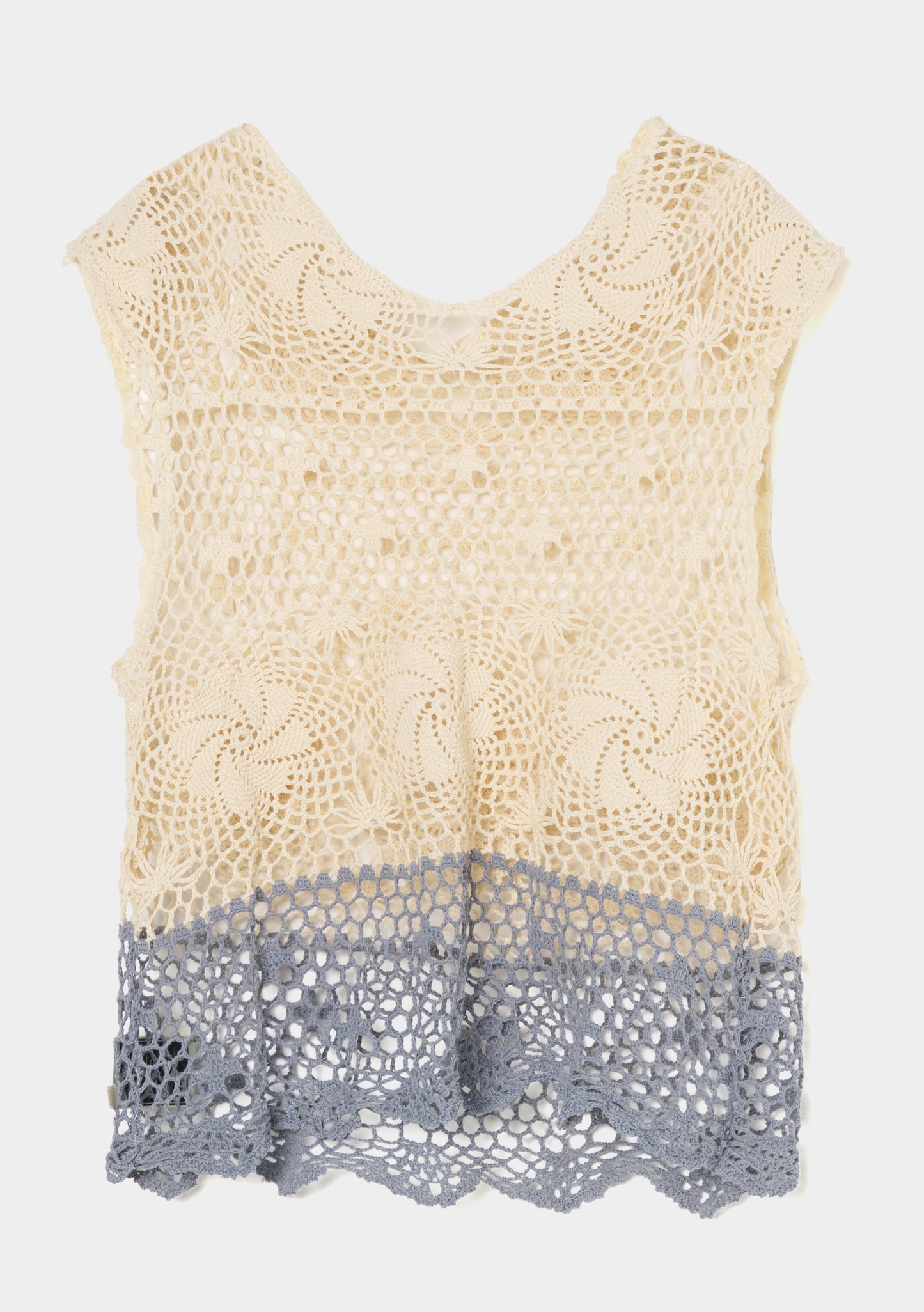 Lace tops【Delivery in August 2026】
