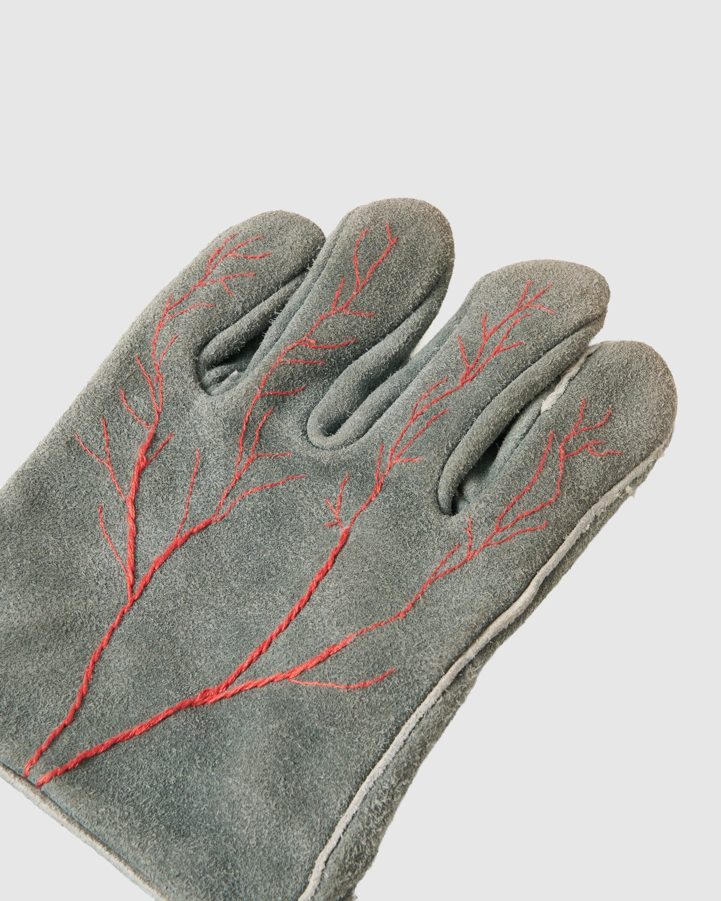 Vein embroidered gloves【Delivery in August 2026】