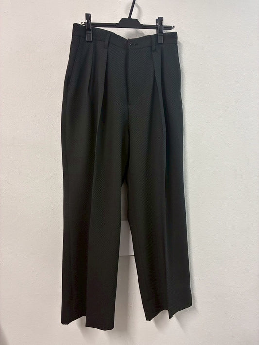 Two-Tuck Pants — Exclusive Fabric Black【Delivery in March 2027】